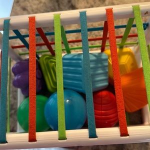 Sensory shape learning toy